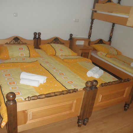 Apartments Cumar Cerkno Habitación foto